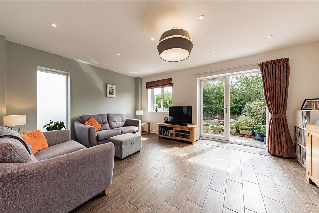 Property photo 3 of 27 L J Imaging-19.Jpg