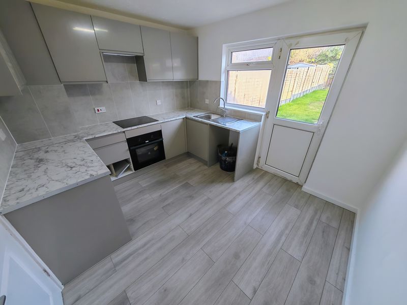 Property photo 3 of 11 Photo 3