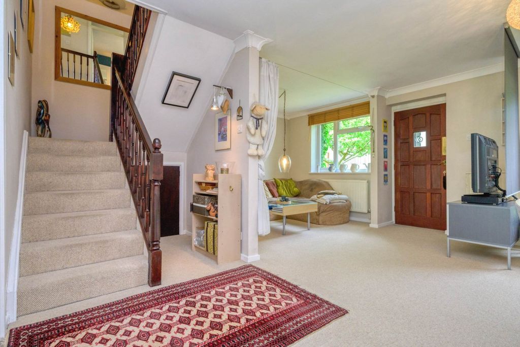 Property photo 3 of 24