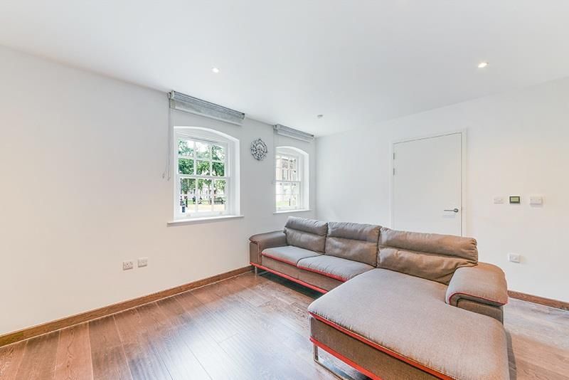 Property photo 3 of 10 Image