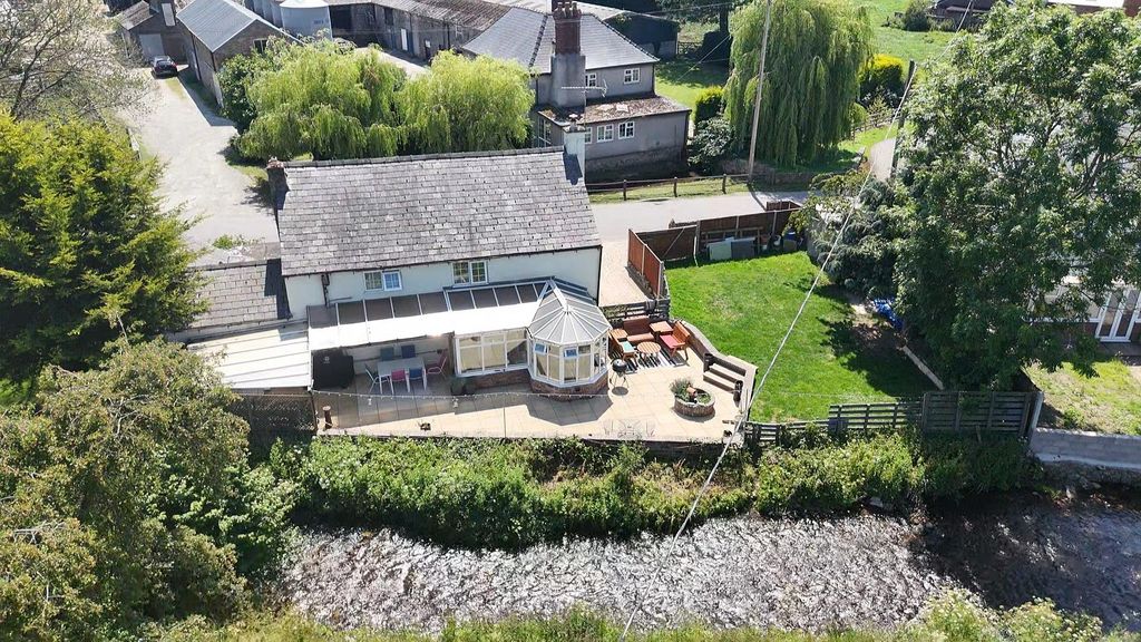 Property photo 1 of 29 Side And Rear Gardens