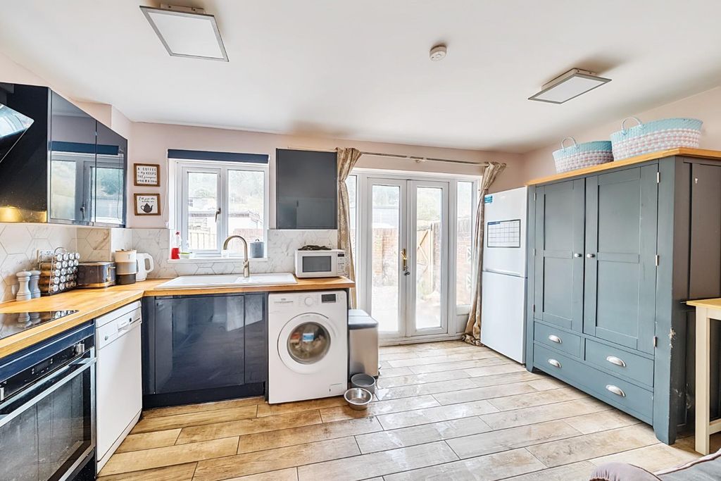 Property photo 3 of 19 1244907 (12).Jpg