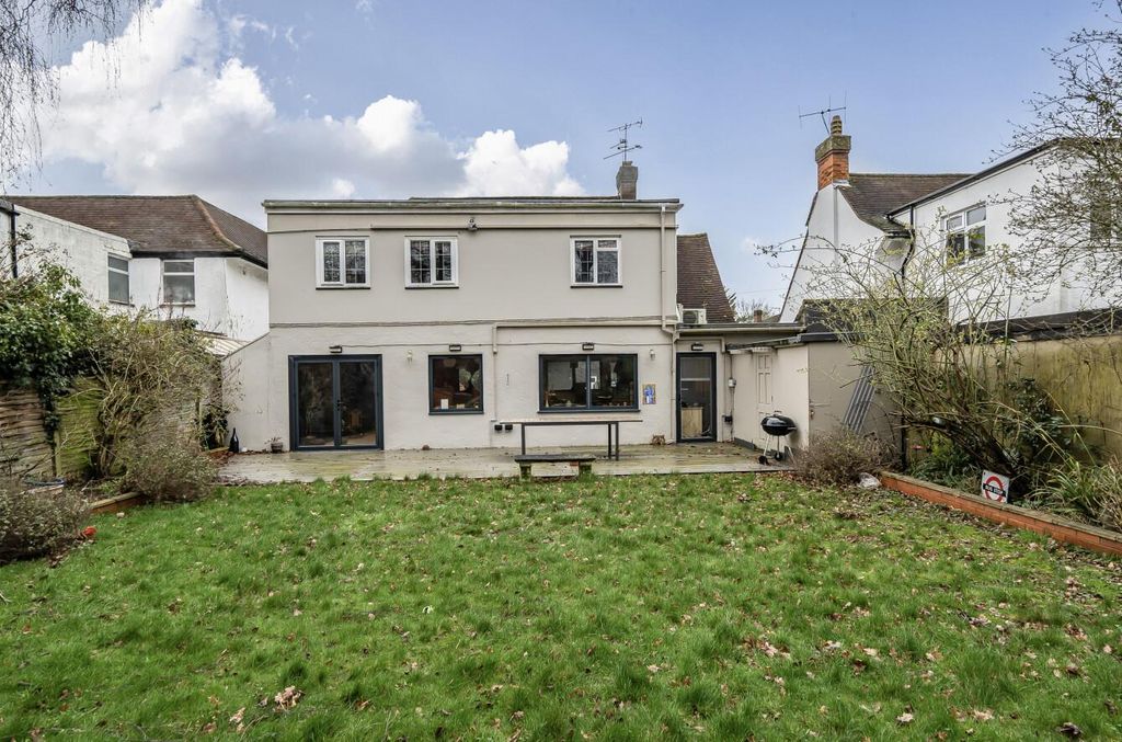 Additional image 18 of 5 bed property for saleCavendish Drive, Edgware HA8