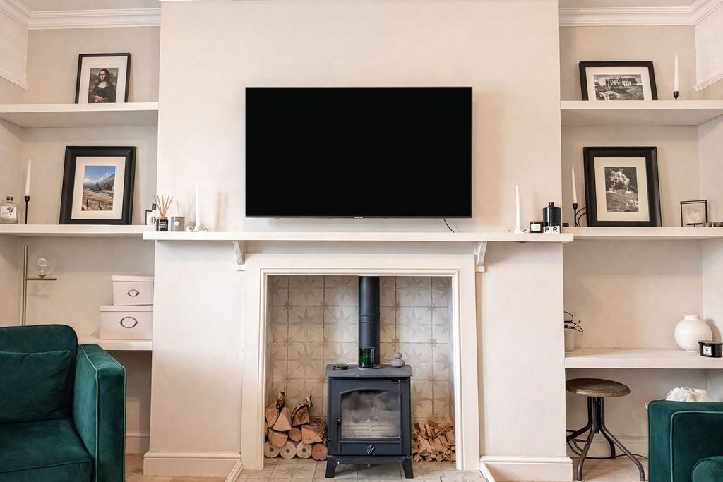 Property photo 2 of 13 Reception Room