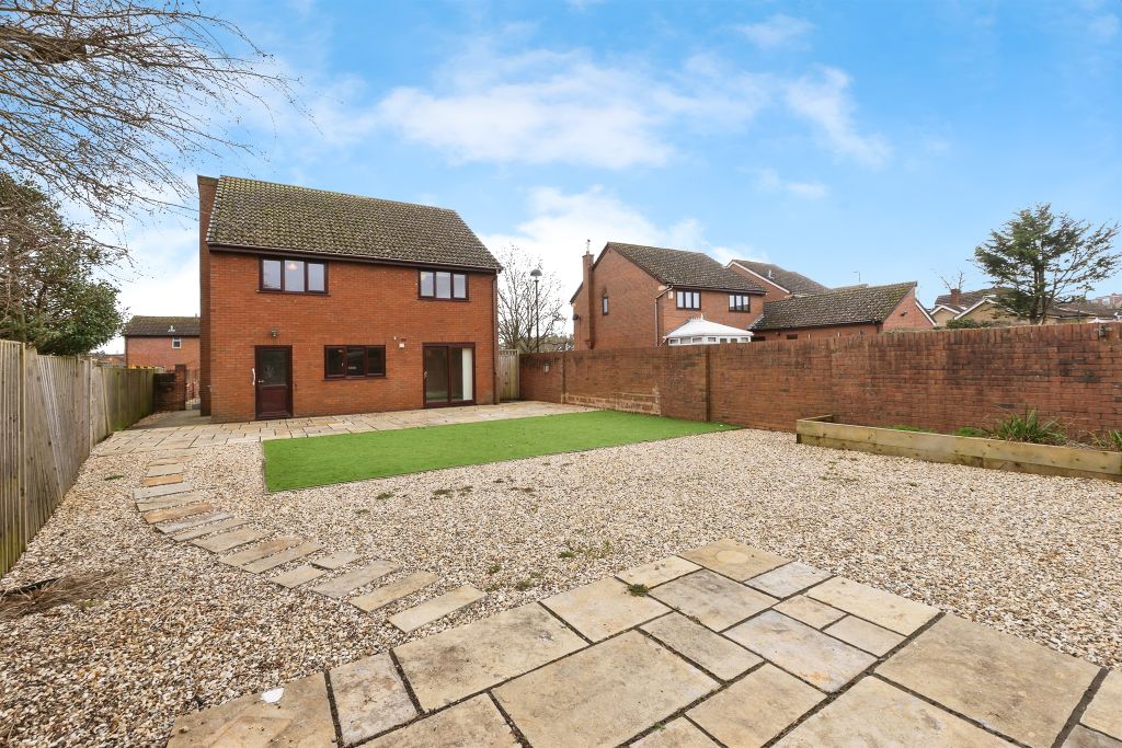 Property photo 1 of 23