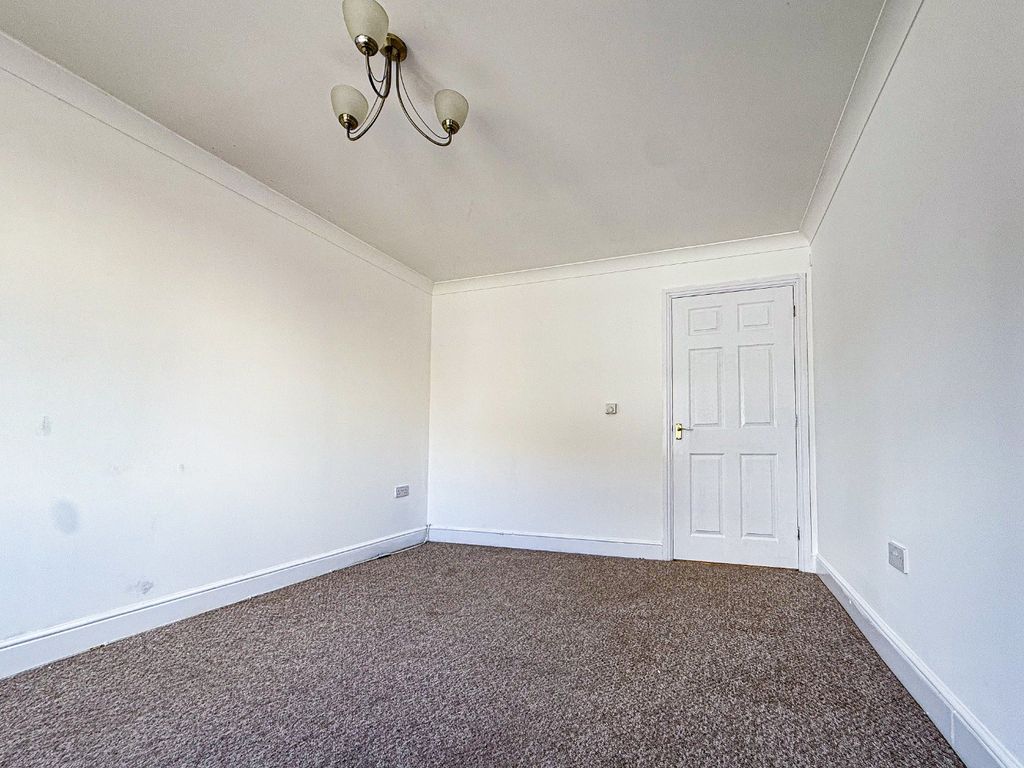 Property photo 2 of 13 4291914