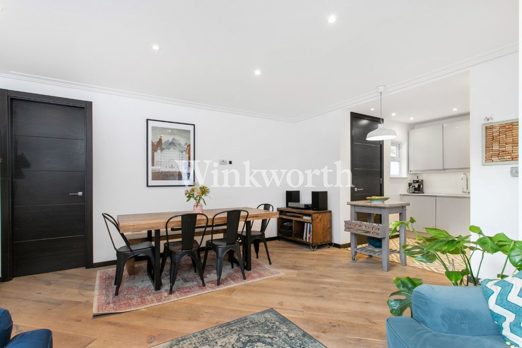 Property photo 3 of 17 Picture No. 48