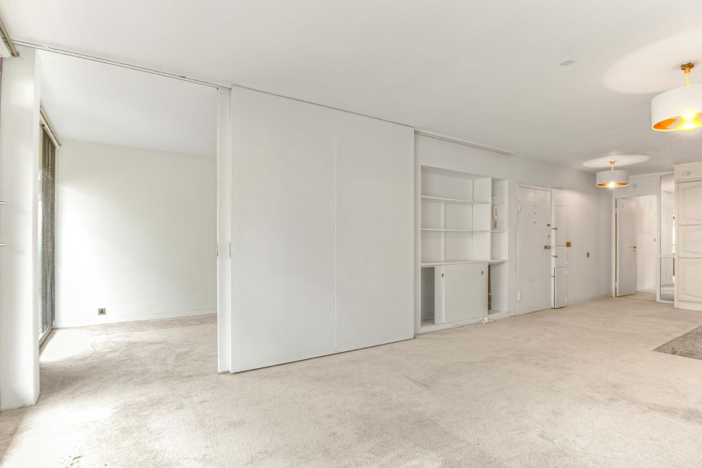 Property photo 3 of 16 187_Andrewes_House7.Jpg