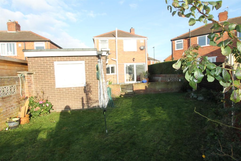 Property photo 3 of 15