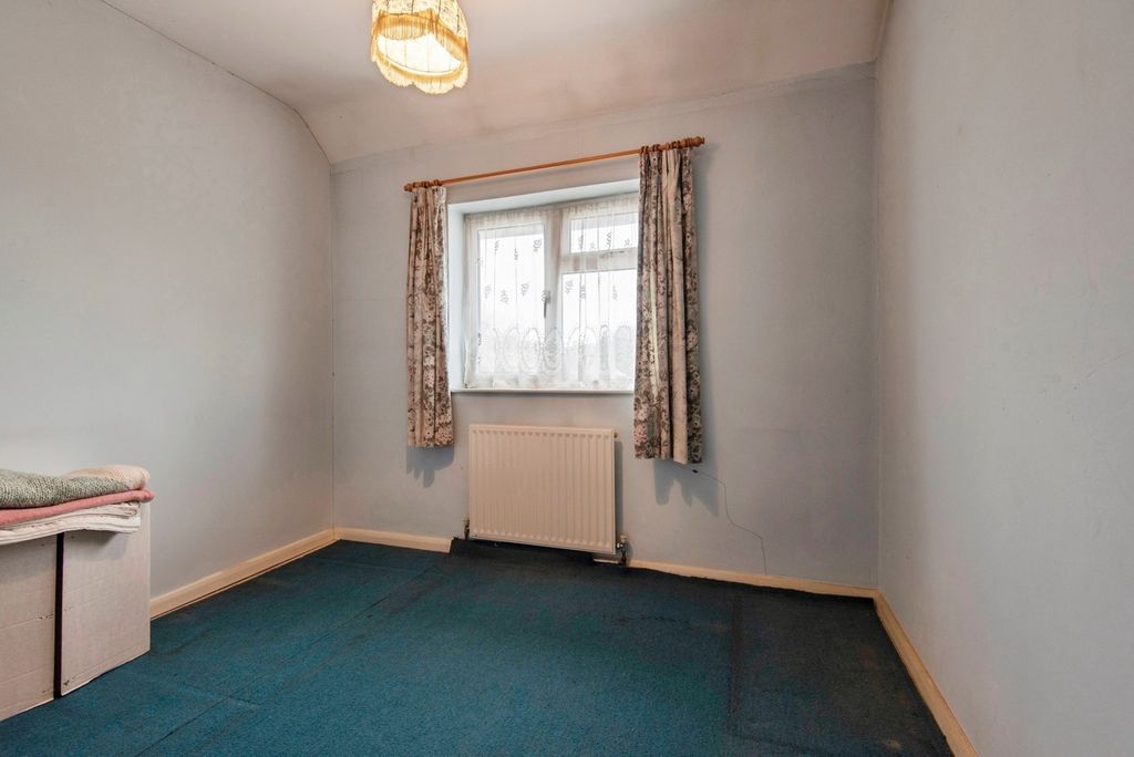 Additional image 9 of 5 bed detached house for saleGlebe Road, Letchworth Garden City SG6