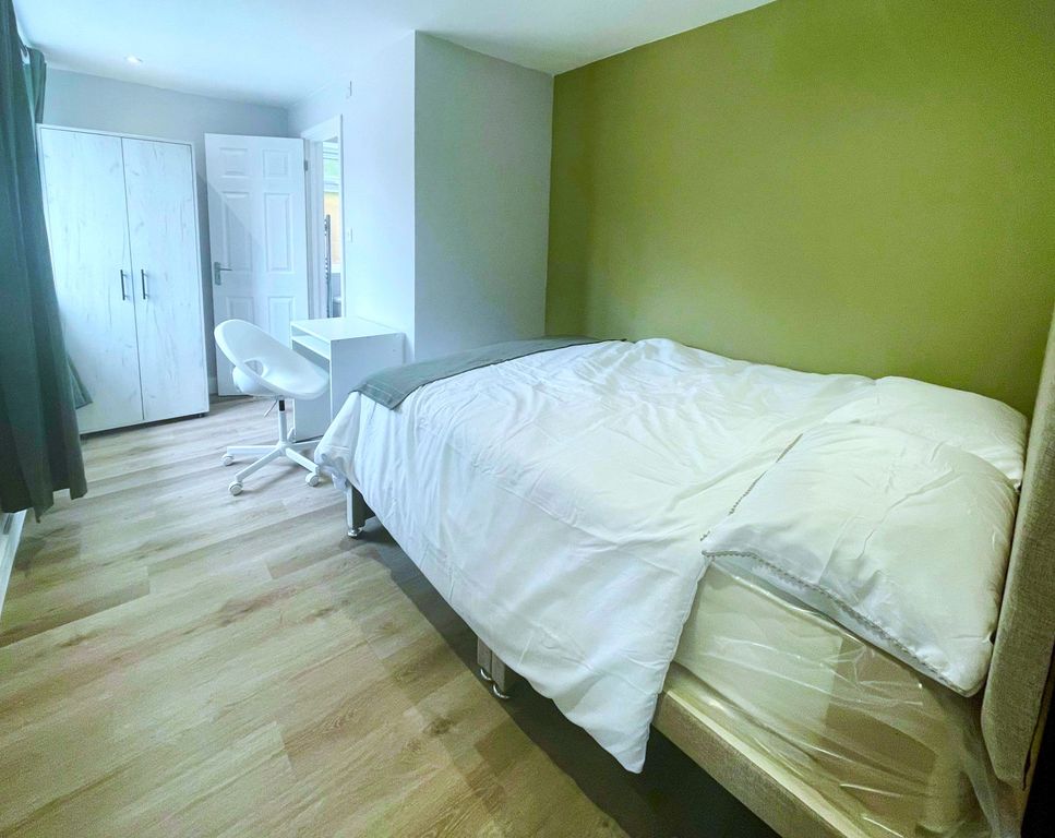 Property photo 3 of 3 Bedroom 1