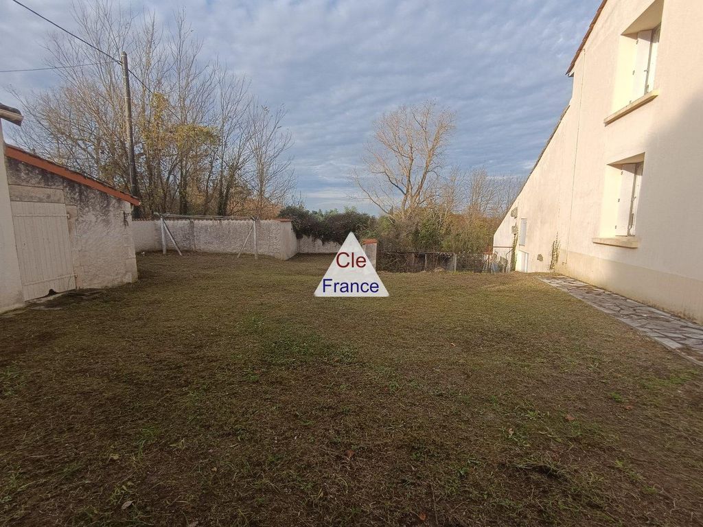 Property photo 2 of 9