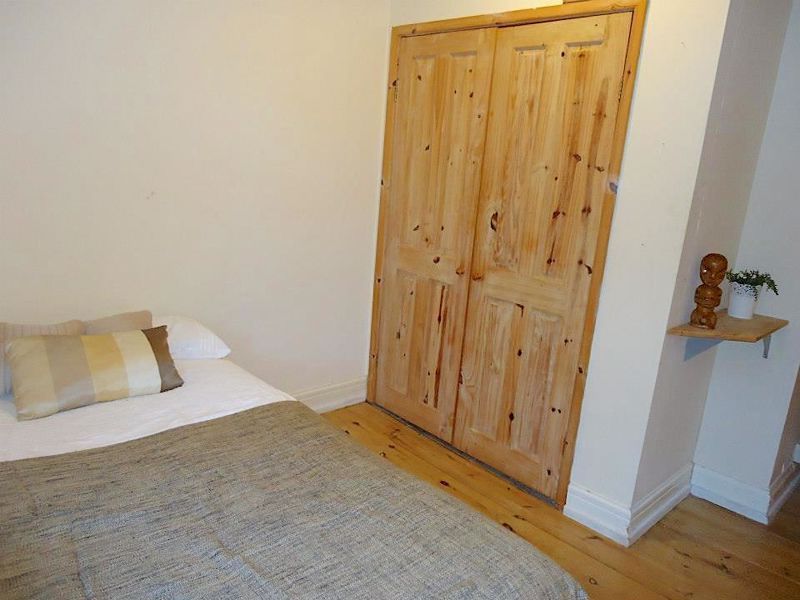 Property photo 2 of 7 Photo 5