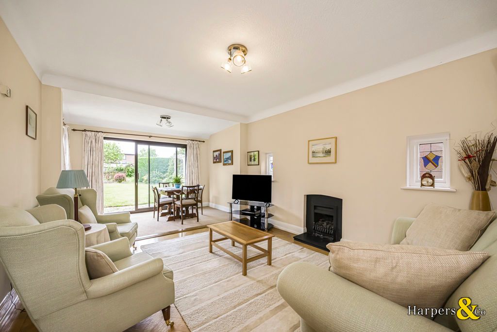 Additional image 6 of 3 bed property for saleShepherds Lane, Dartford DA1