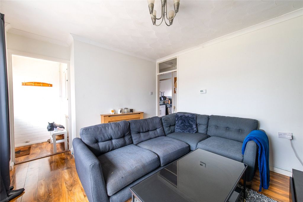 Property photo 2 of 15 Picture No. 05