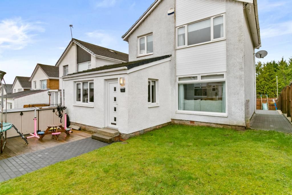 Property photo 1 of 29