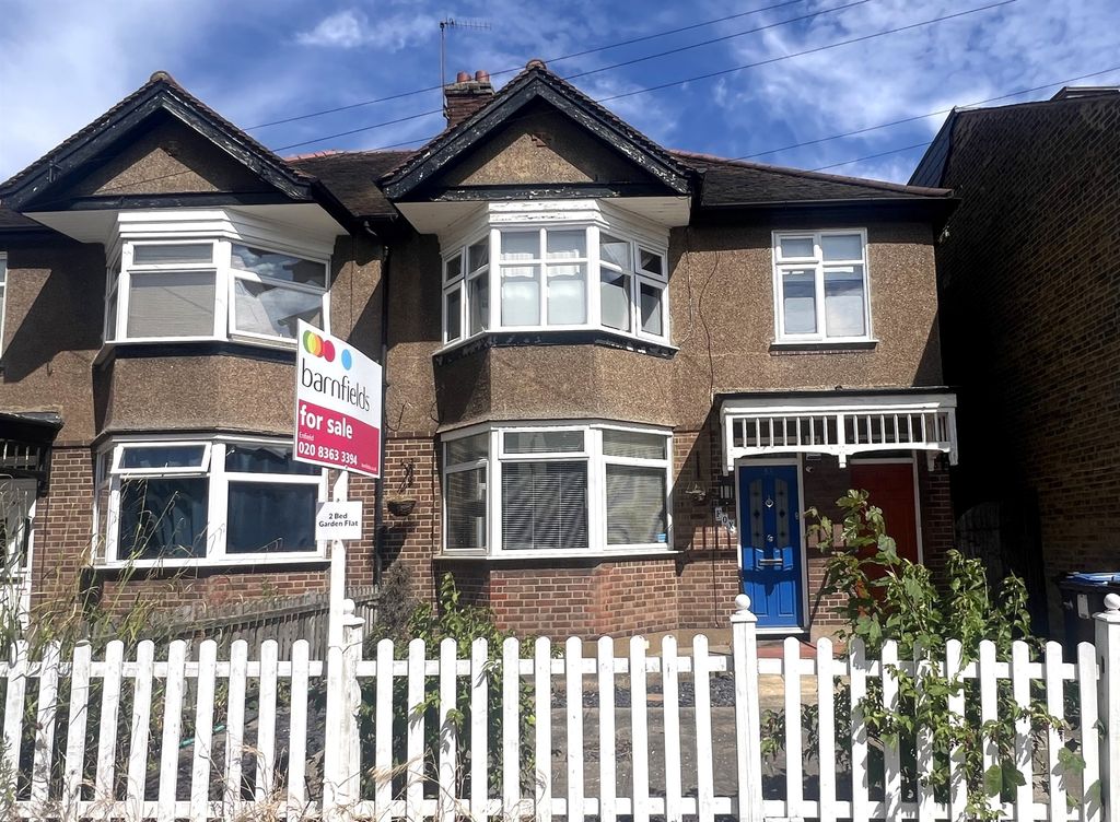 Property photo 1 of 11