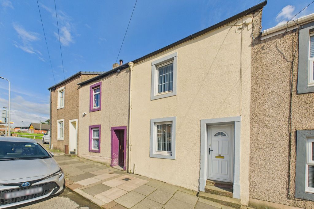 Property photo 1 of 10
