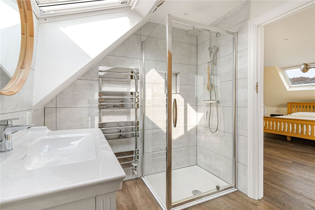 Additional image 23 of 5 bed detached house for saleBoston Gardens, Brentford TW8