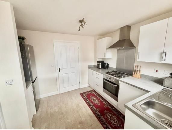 Property photo 3 of 20 Image