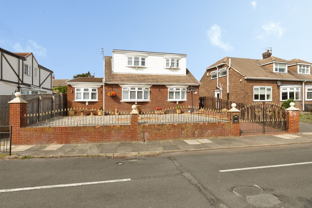 Property photo 1 of 14 Img_1133