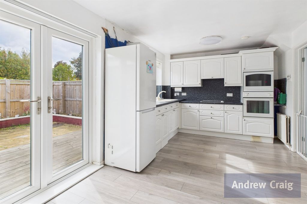 Property photo 3 of 20 Kitchen/Diner