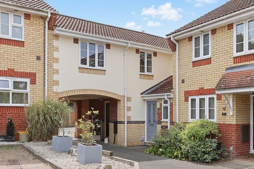 Property photo 1 of 10 Coach House