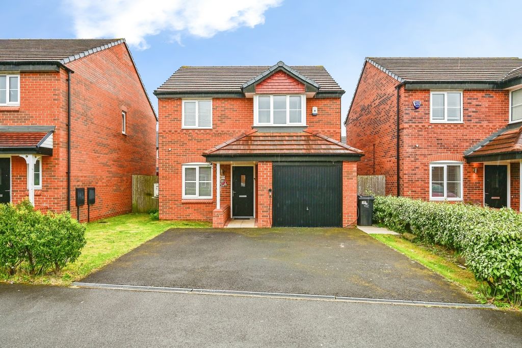 Property photo 1 of 19 Pbox-Img.Jpg