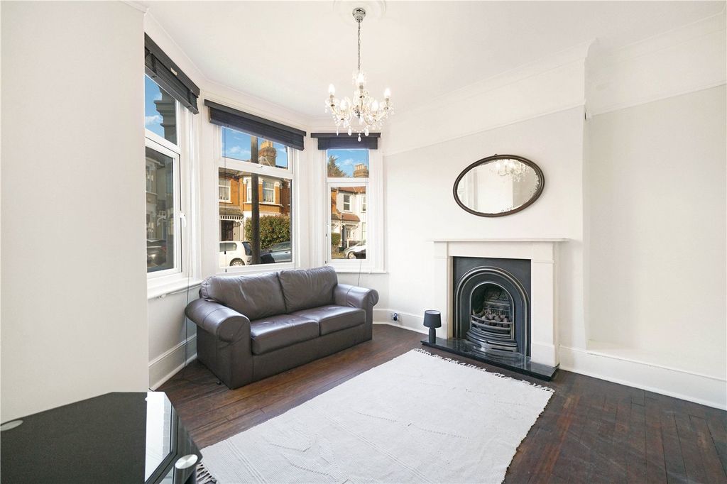 Property photo 1 of 15 Picture No. 02