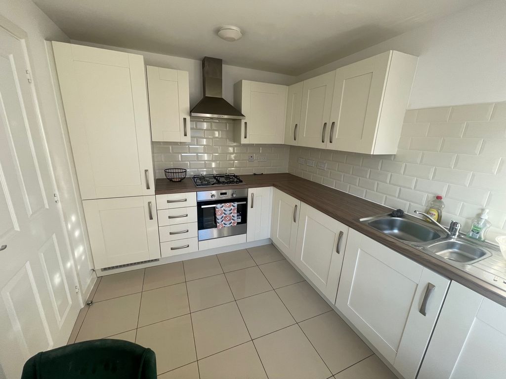 Property photo 2 of 19 View