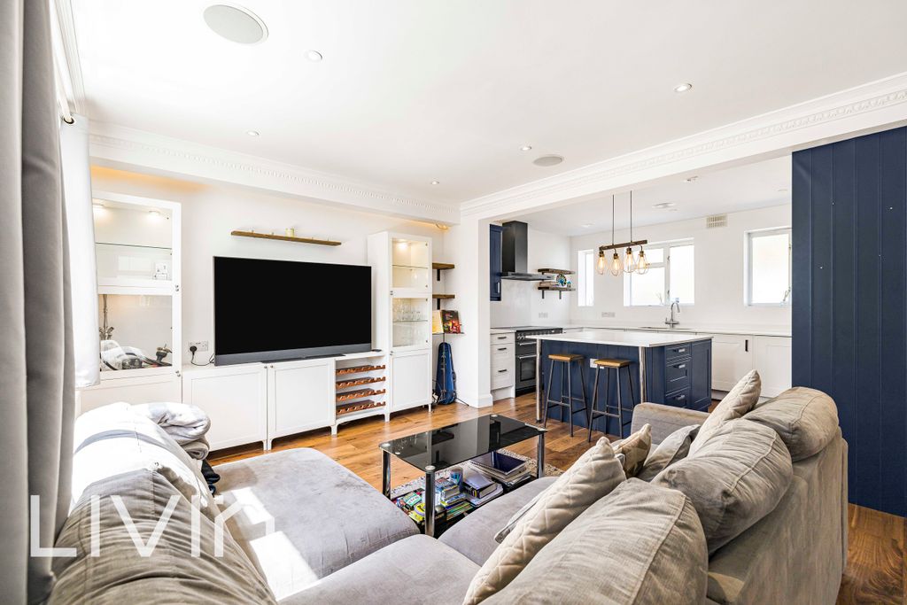Property photo 1 of 20 120A6939