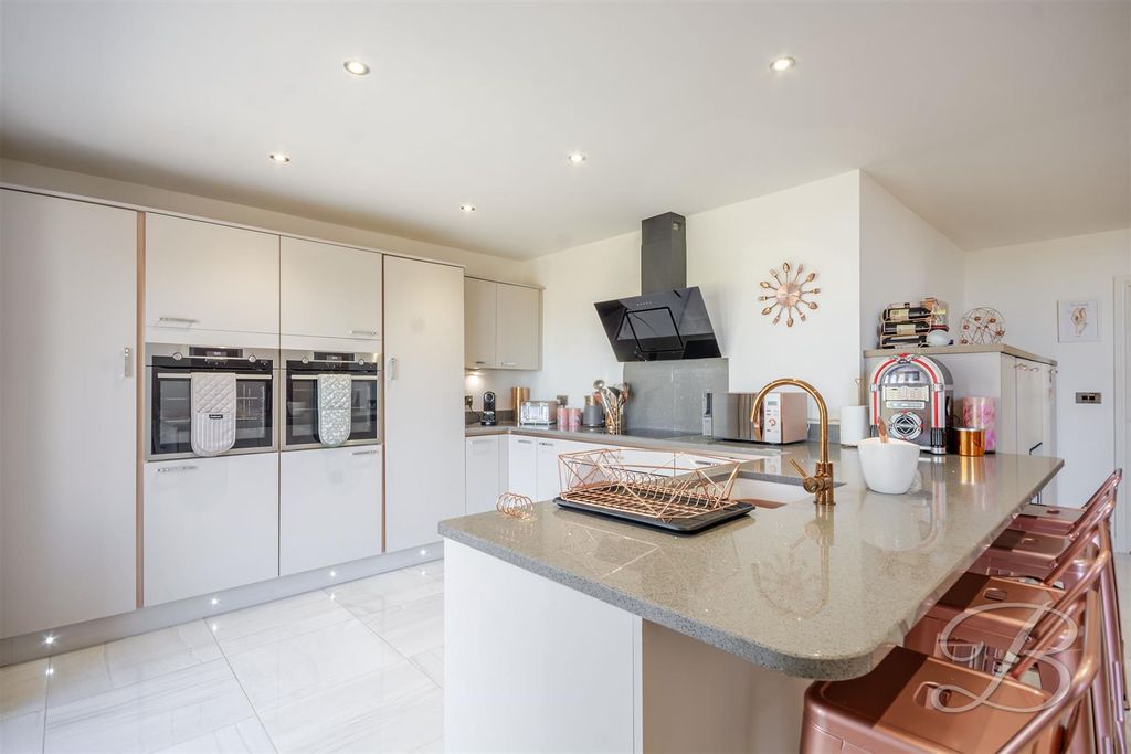 Property photo 2 of 36 Ccltd-4.Jpg