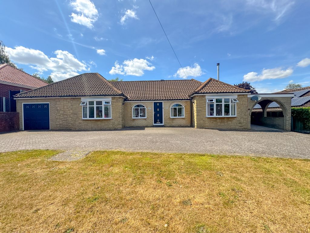 Property photo 1 of 42