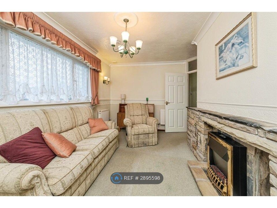 Property photo 3 of 7