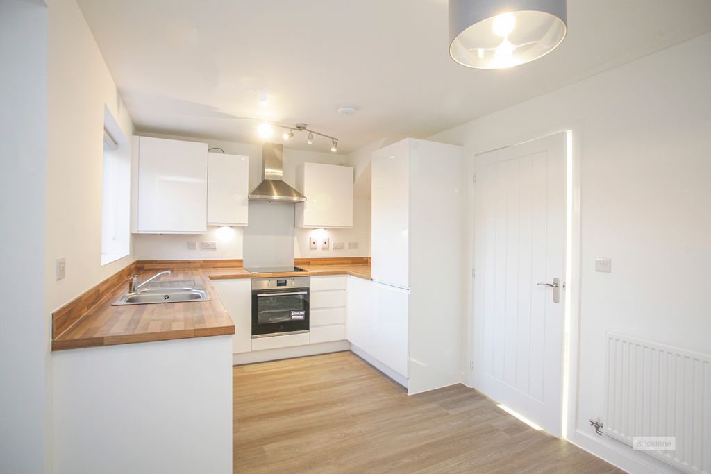 Property photo 3 of 14 Image