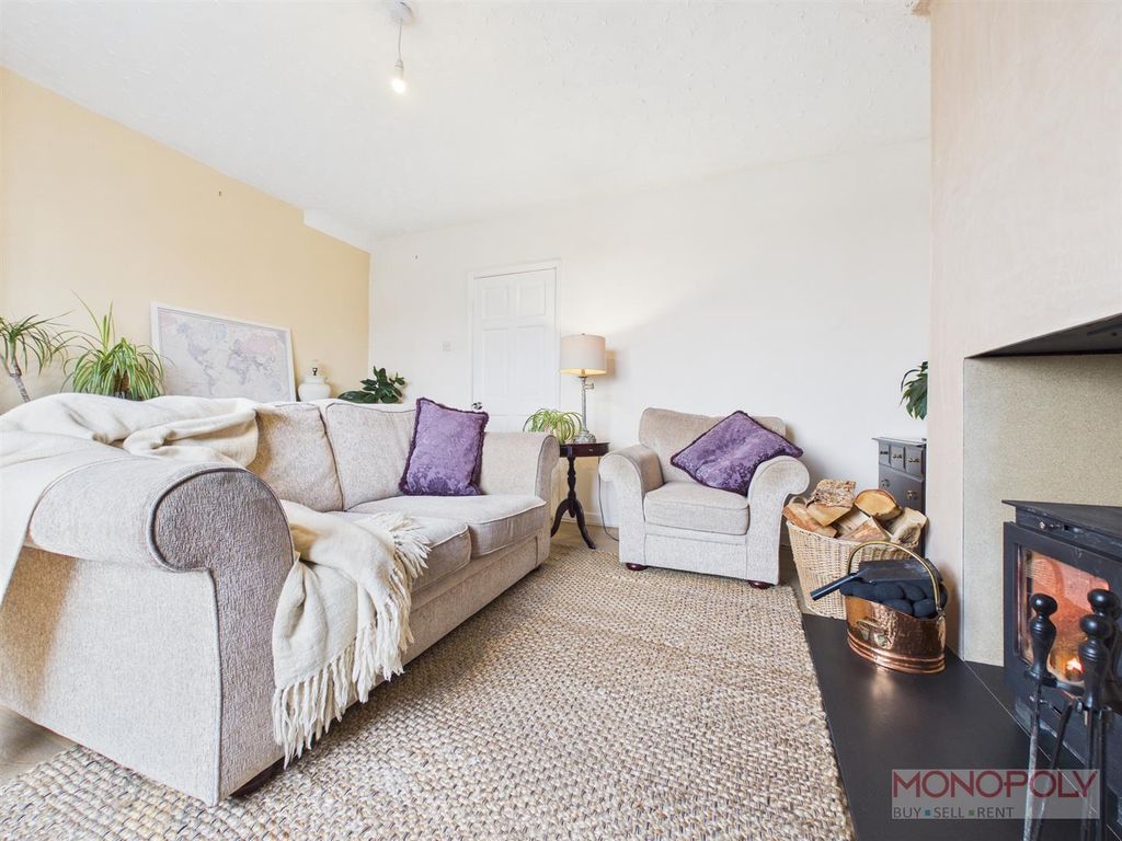 Property photo 3 of 20 Cam04439G0-Pr0253-Still004.Jpg