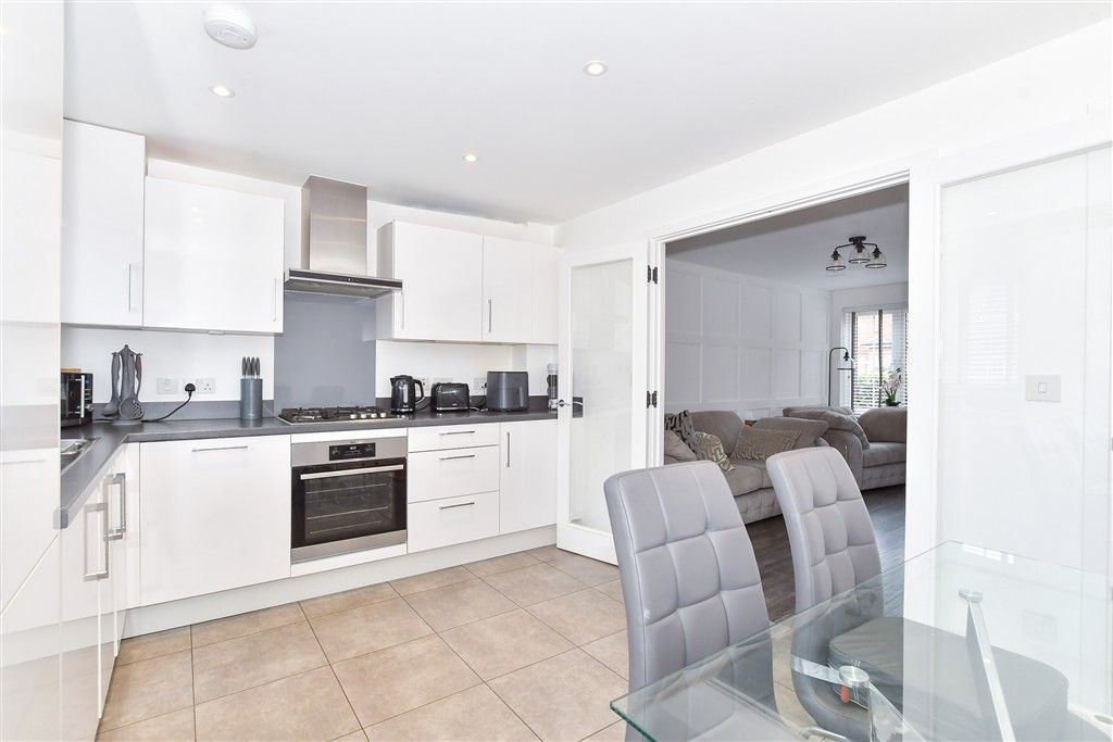 Property photo 3 of 14 Kitchen/Dining Room