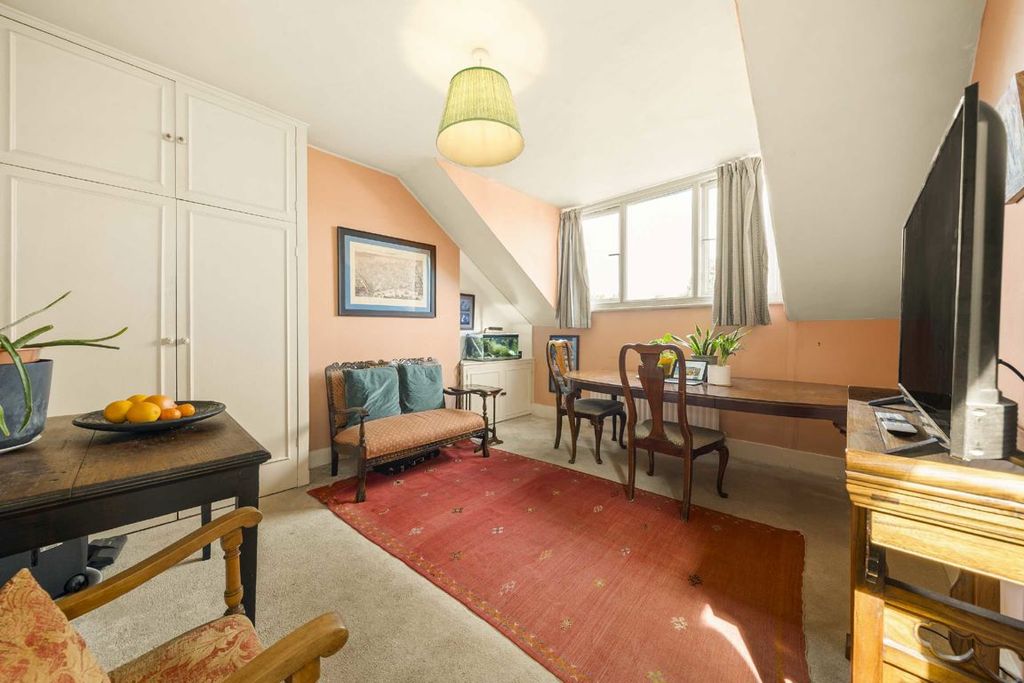 Property photo 2 of 4