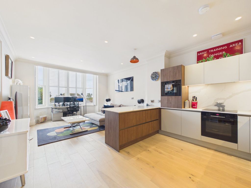 Property photo 2 of 17 Open Plan Living