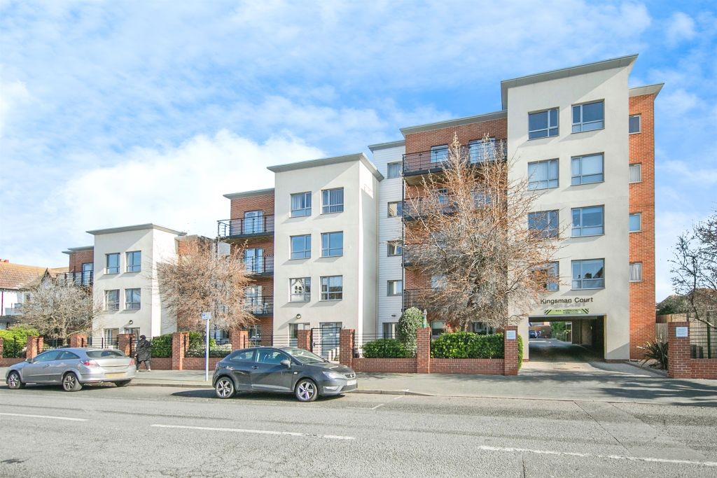 Property photo 1 of 17