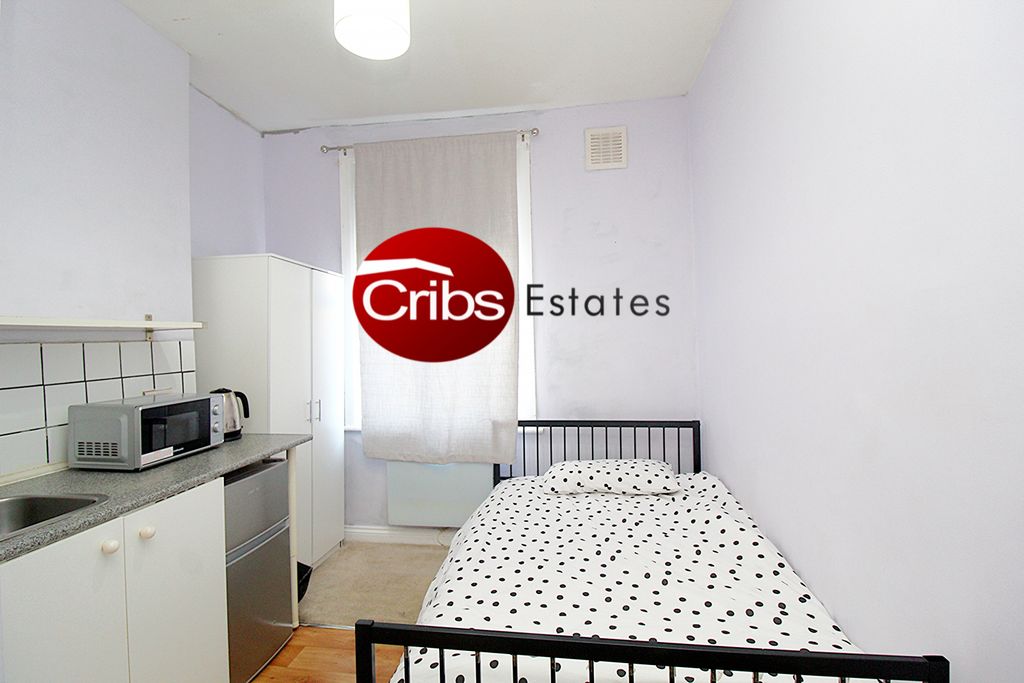 Property photo 1 of 7 Studio Flat Available In Queens Road Se15