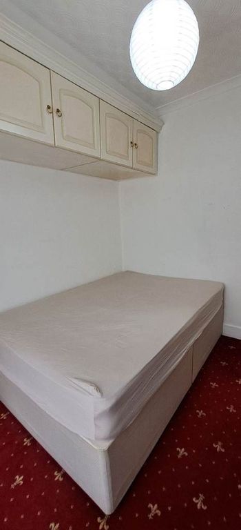Property photo 1 of 3
