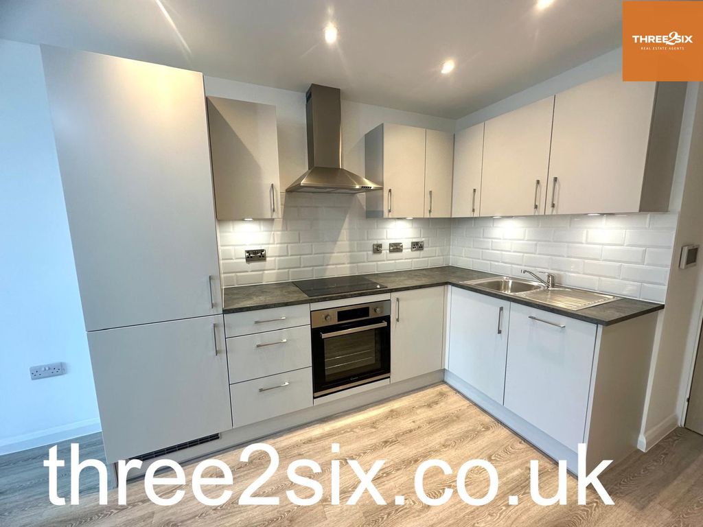 Property photo 3 of 10 Gallery