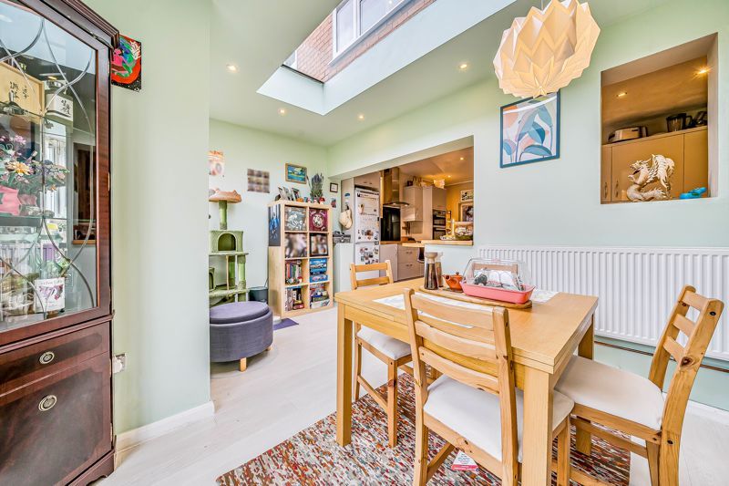 Property photo 3 of 19 Photo 8