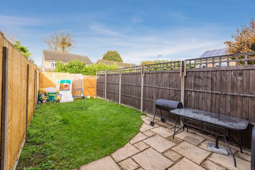 Property photo 2 of 9