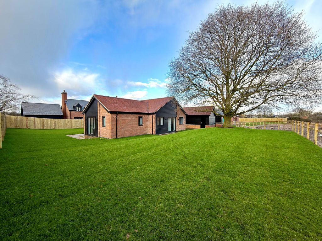 Property photo 3 of 19