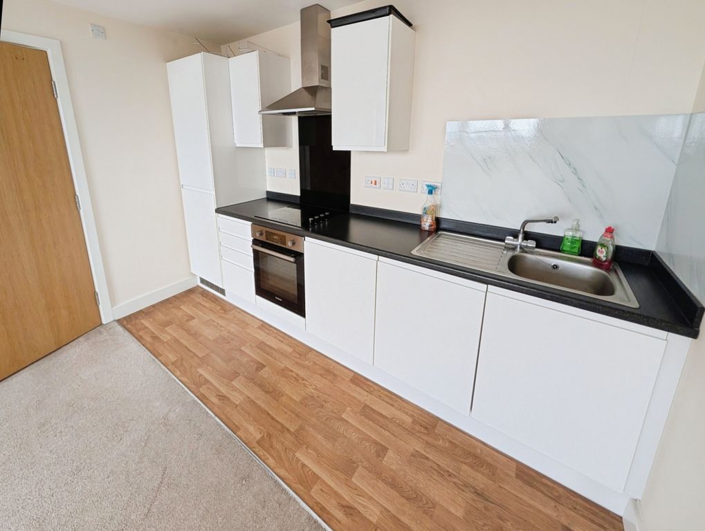 Property photo 3 of 7 Pbox-Img.Jpg