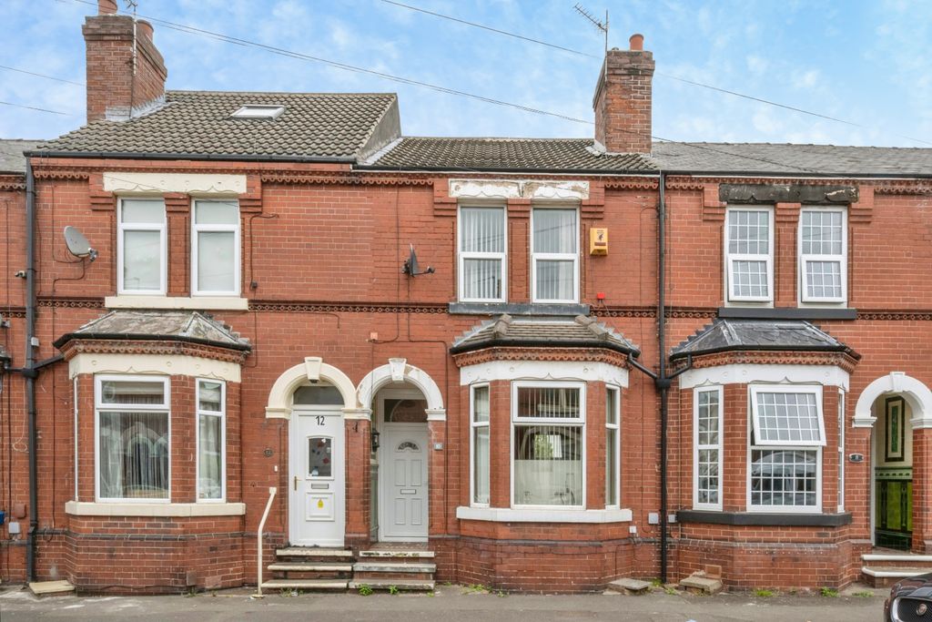 Property photo 1 of 15