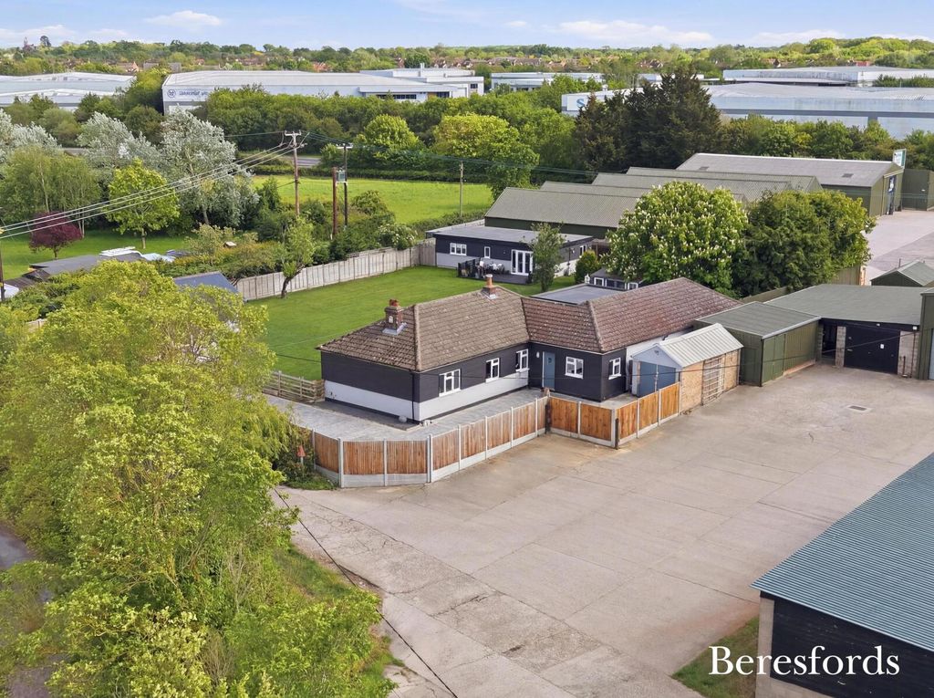Additional image 32 of 4 bed bungalow for saleBraintree Green, Rayne CM77