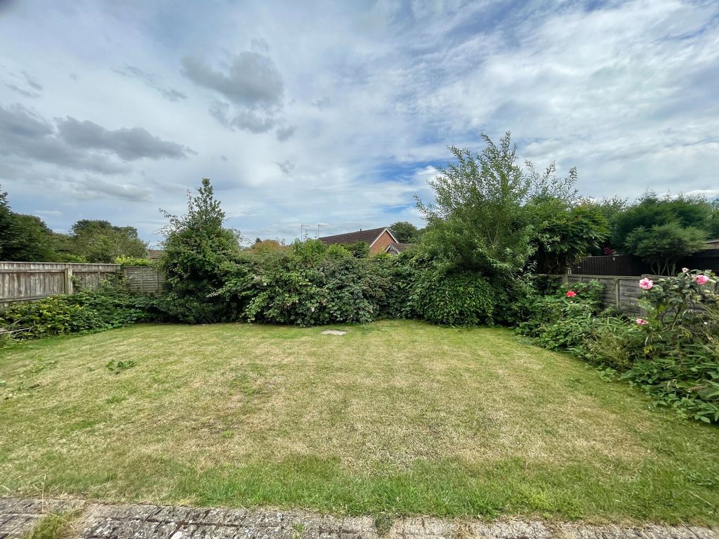 Property photo 2 of 18
